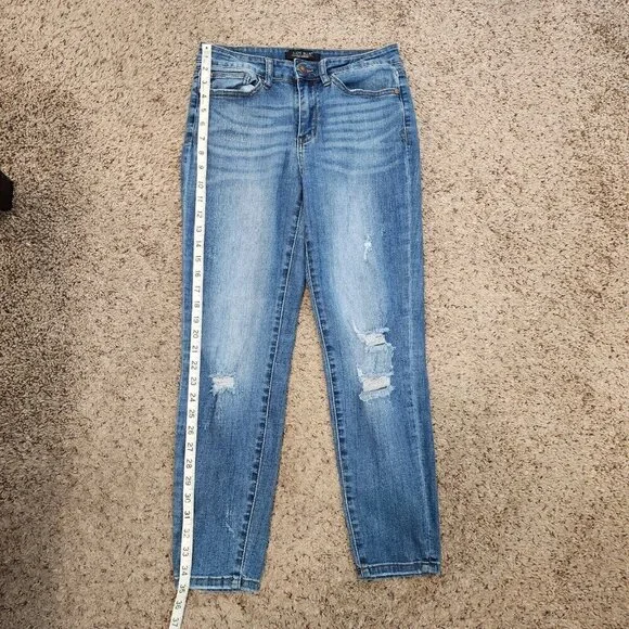 Judy Blue Distressed Relaxed Fit High Waist Stretchy Medium Wash Ankle Jeans 29 - Picture 10 of 12